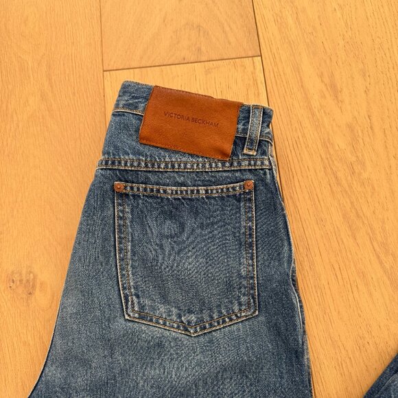 Victoria Beckham Relaxed Curved Jeans - Picture 11 of 12